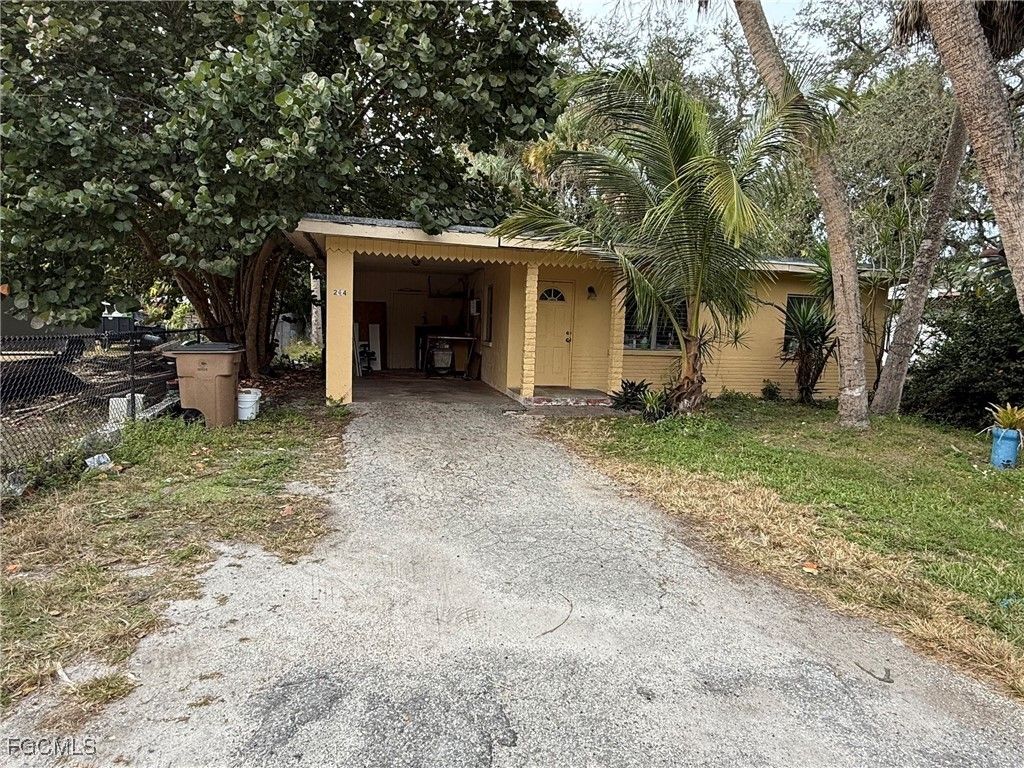 244 Labelle Ave, Fort Myers