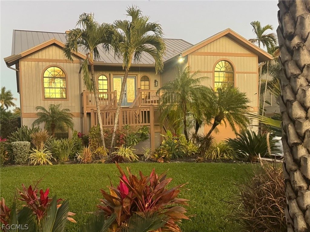 1126 Harbour Cottage Ct, Sanibel
