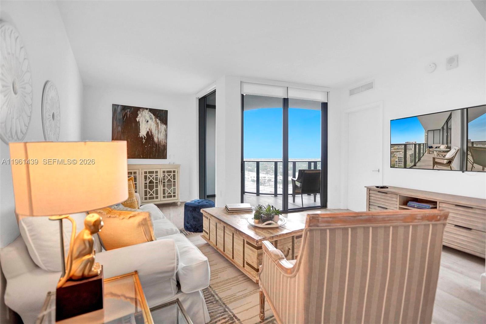 Photo of Listing #A11961439