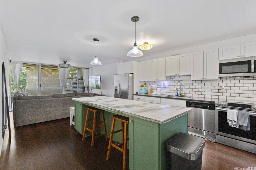 (unit #c202) 95-269 Waikalani Drive, Mililani