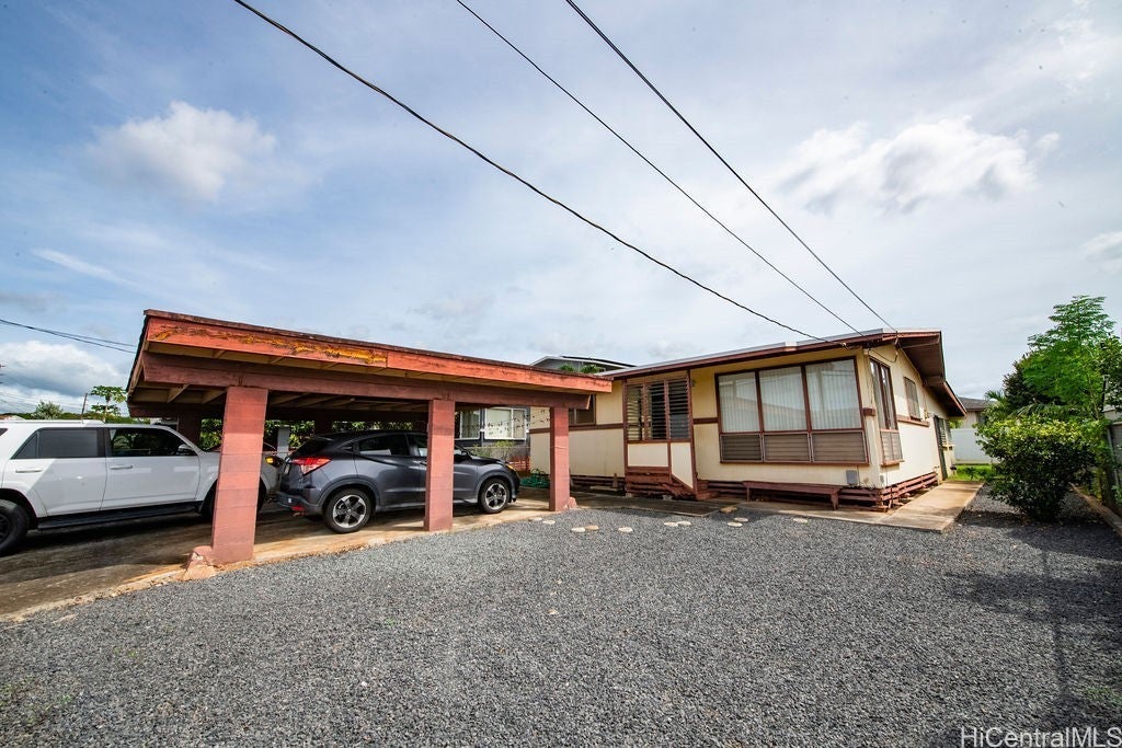 94-1151 Awalai Street, Waipahu