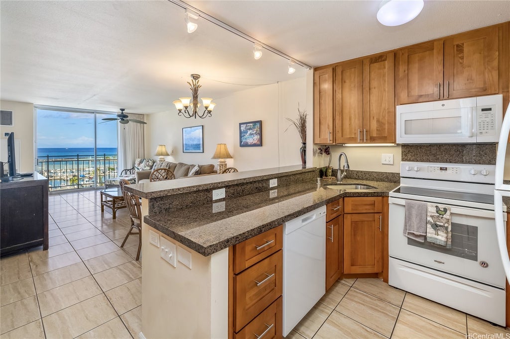 (unit #1286) 1765 Ala Moana Boulevard, Honolulu