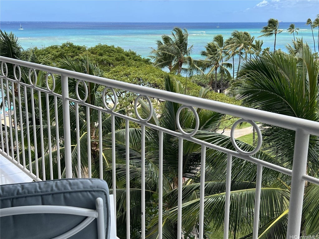 (unit #612) 2161 Kalia Road, Honolulu