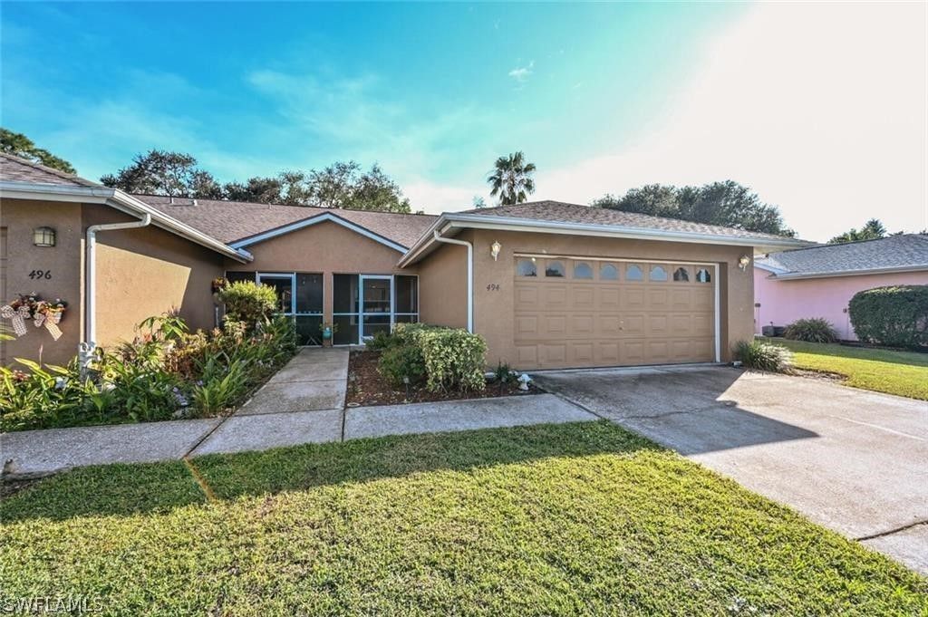 494 Saint Andrews Blvd 14, Naples