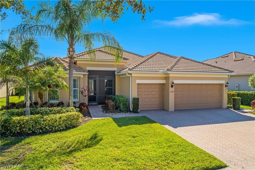 6148 Victory Dr, Ave Maria