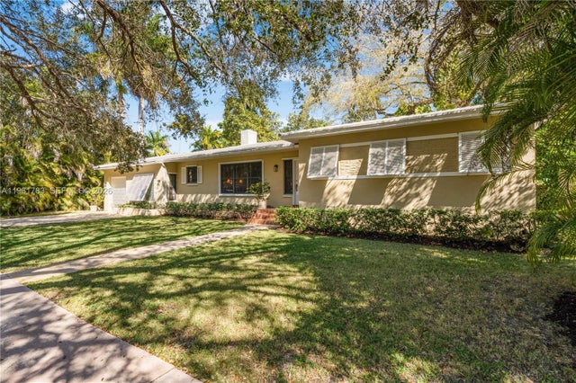 6901 Altamira St, Coral Gables