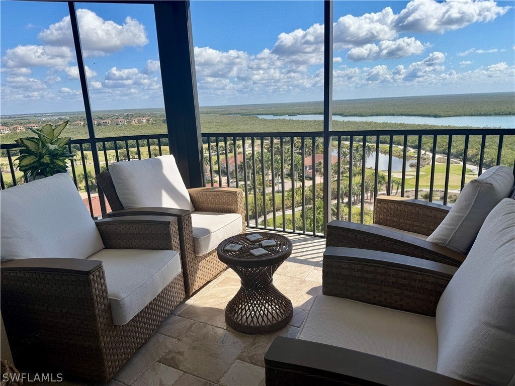 1060 Borghese Ln 1204, Naples