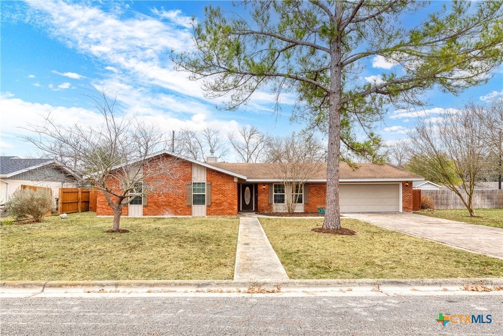 810 Vogel Drive, Lockhart