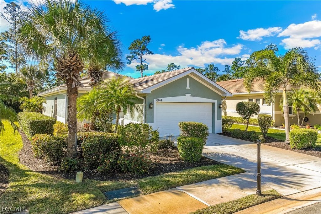 10614 Camarelle Cir N, FORT MYERS