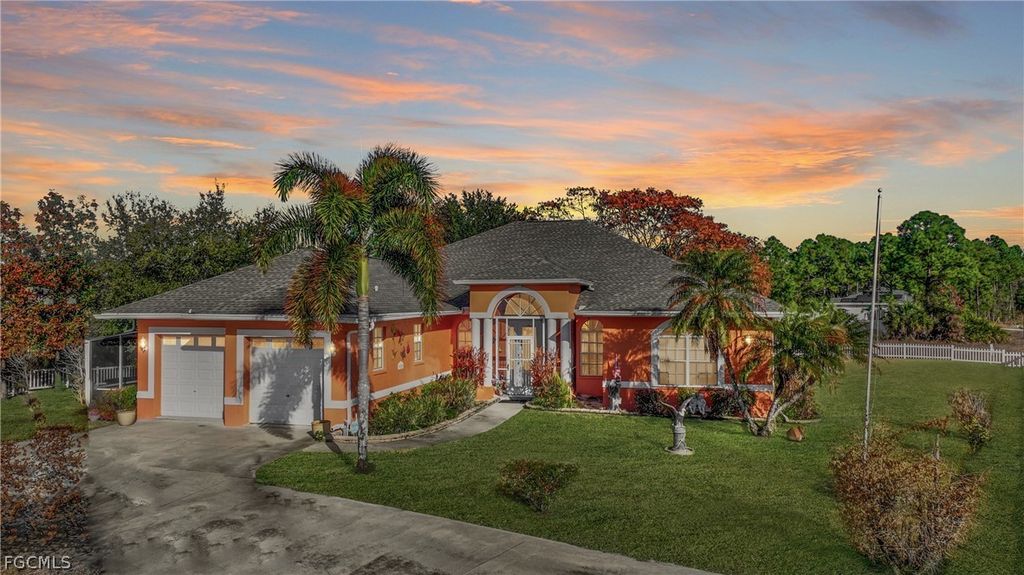 836 Worth Ave S, LEHIGH ACRES