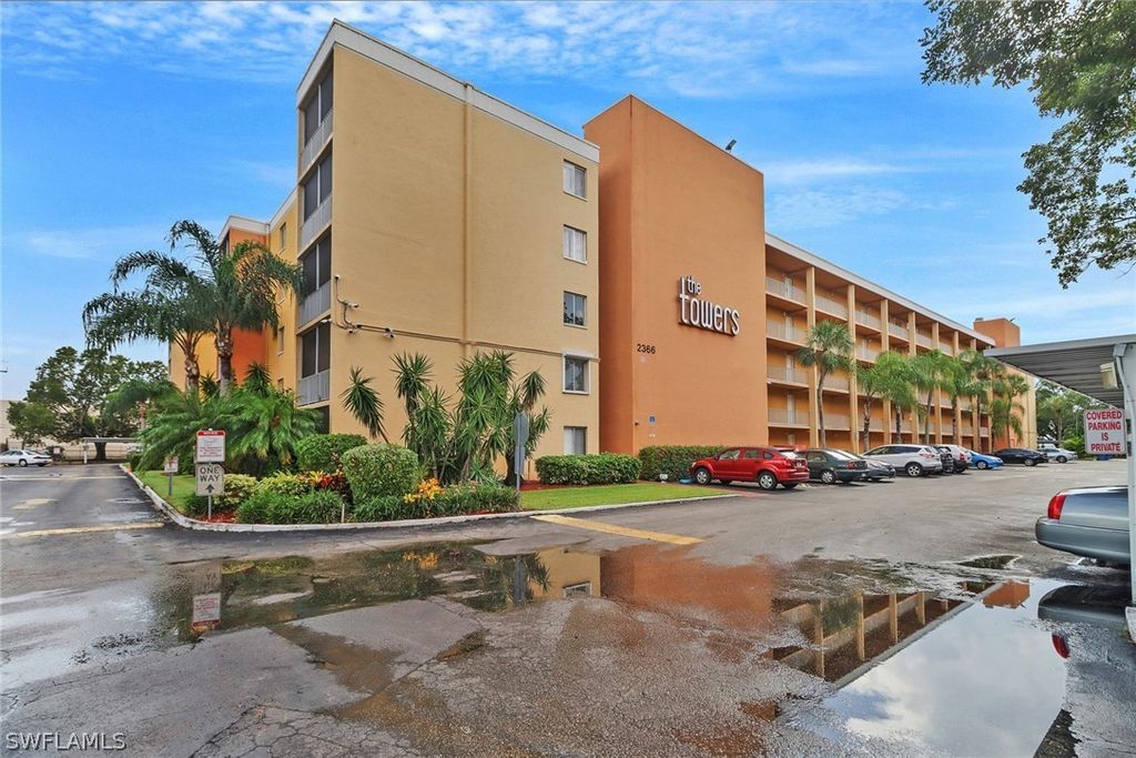 2366 E. Mall Dr Apt. 101, Fort Myers