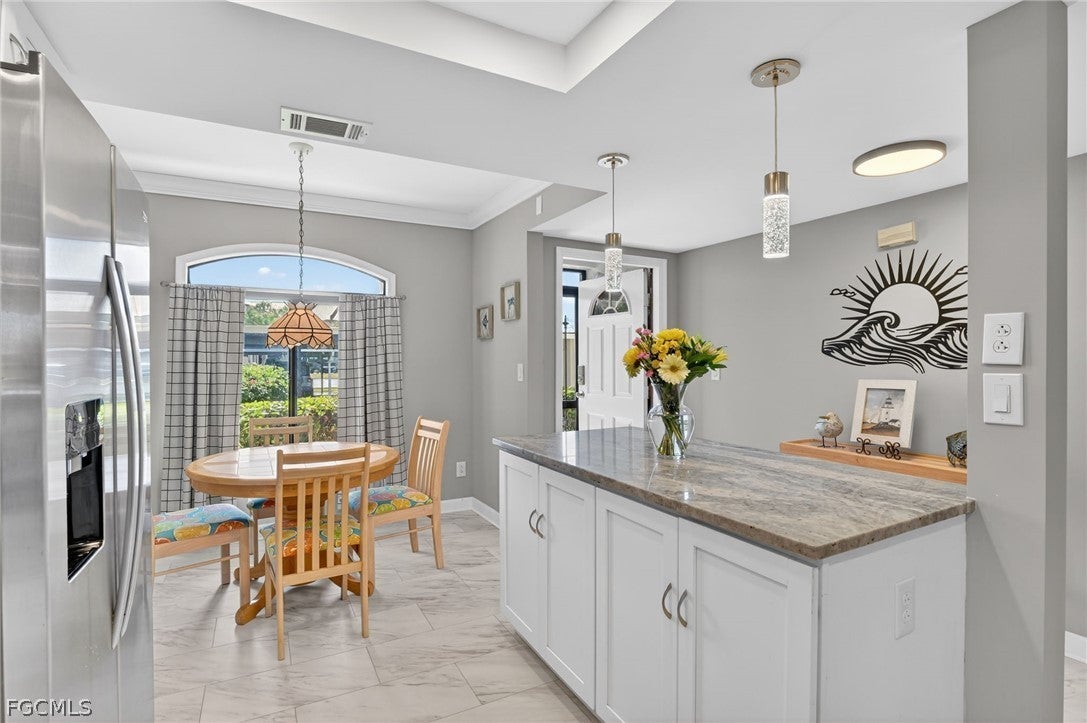 Photo of Listing #2026008295