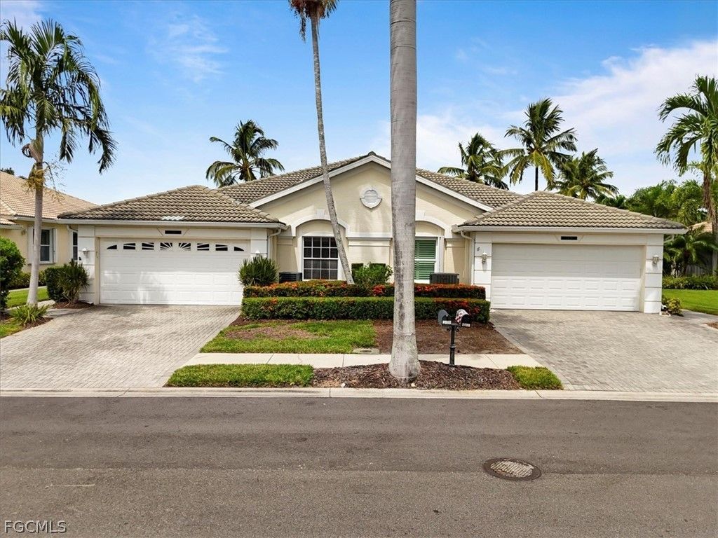 7685 Bay Lake Dr, FORT MYERS