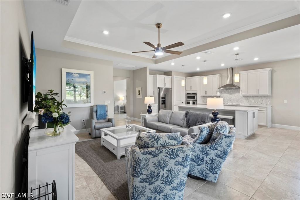 6359 Achievement Ave, Ave Maria