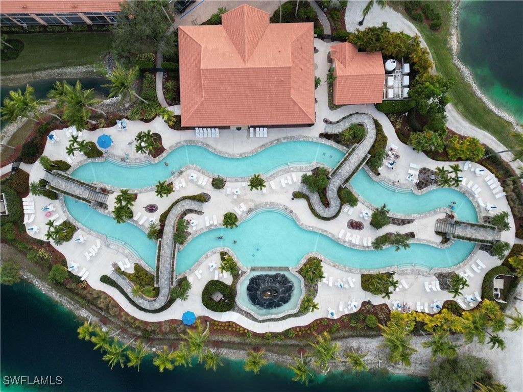 6830 Beach Resort Dr 12, Naples