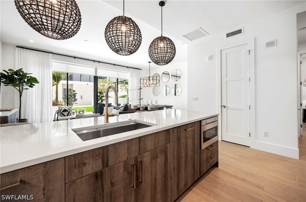 850 Central Ave 209, Naples