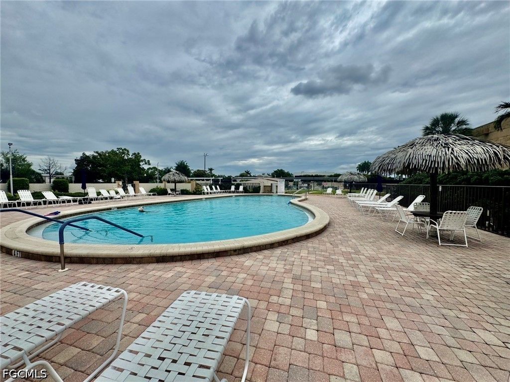 1724 Pine Valley Dr 308, Fort Myers