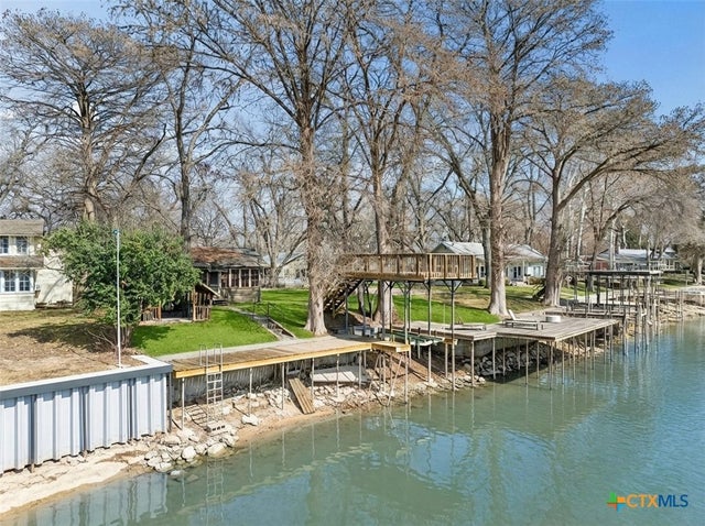 1307 Terminal Loop Road, in the city of McQueeney Real Estate in Texas by ,