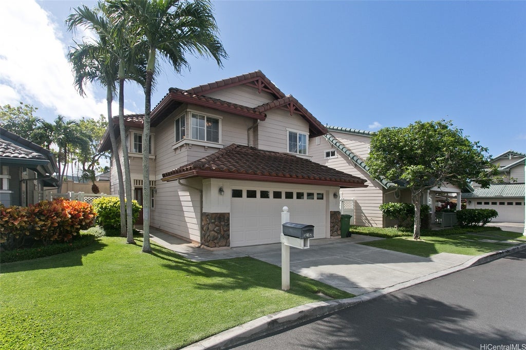 (unit #j) 321 Ainahou Street, Honolulu