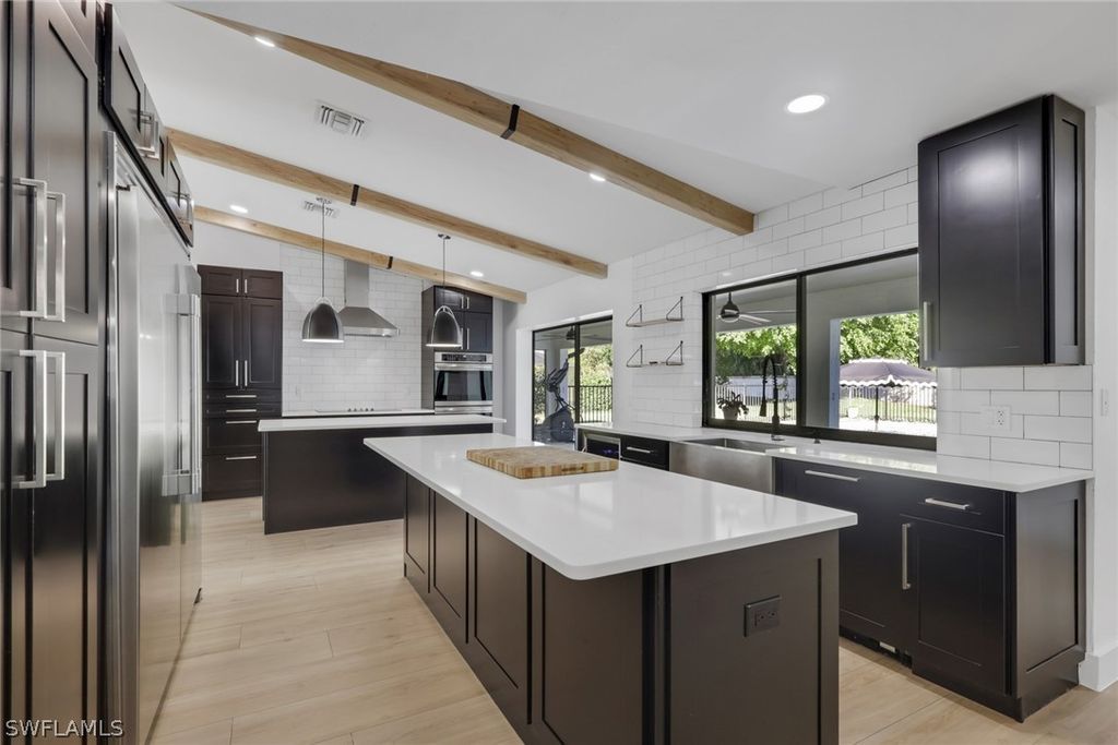 10450 Windsor Way, Naples