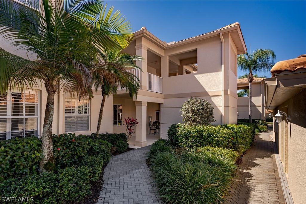 3972 Bishopwood Ct E 2-203, Naples
