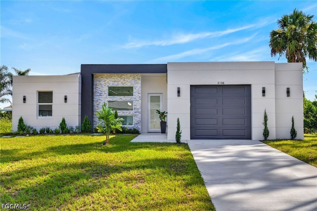 3106 Myra Ln, LABELLE