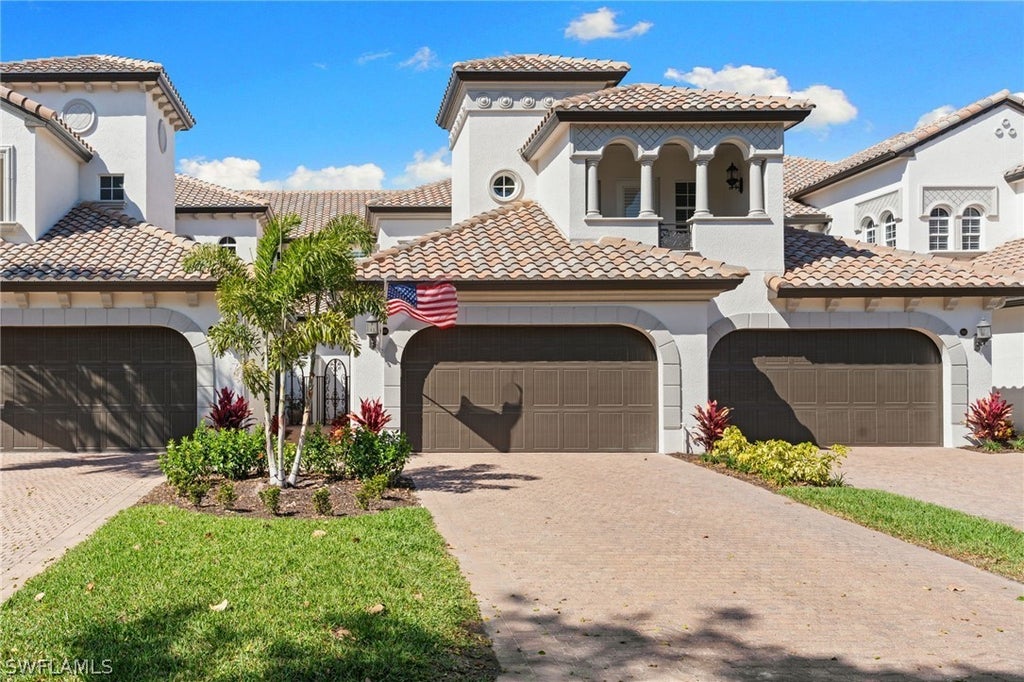 3695 Montreux Ln 103, Naples