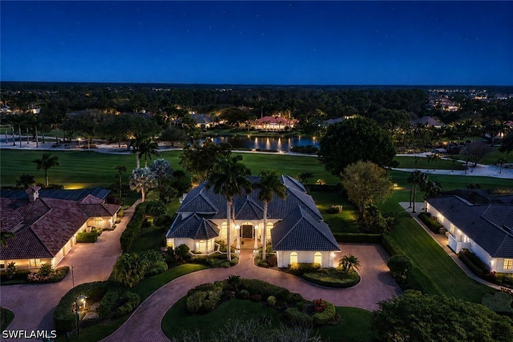 12924 Bald Cypress Ln, Naples