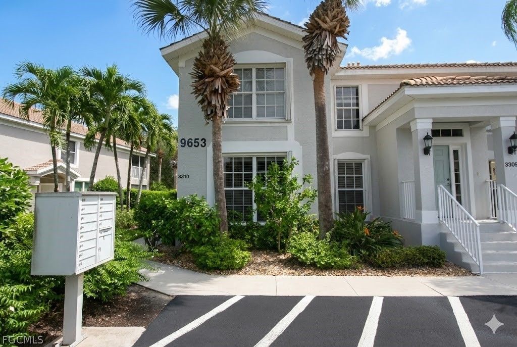 9653 Hemingway Ln 3310, Fort Myers