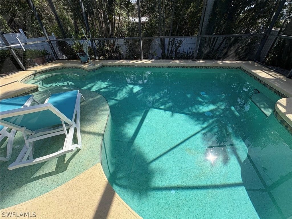 2500 Lee St, Naples
