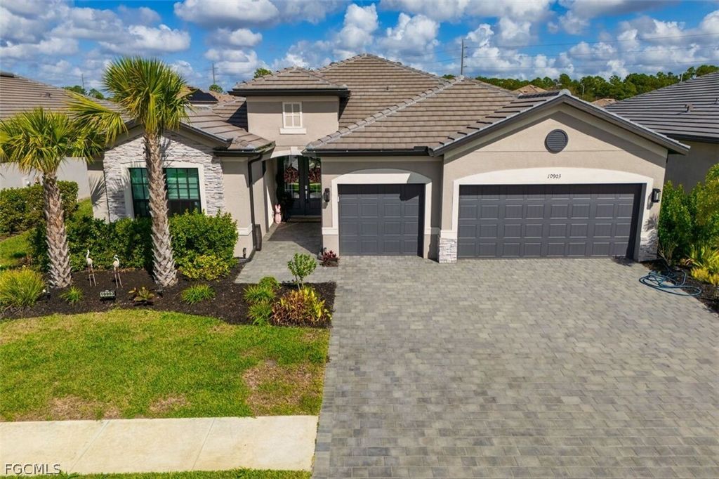 10903 Timber Creek Dr, Fort Myers