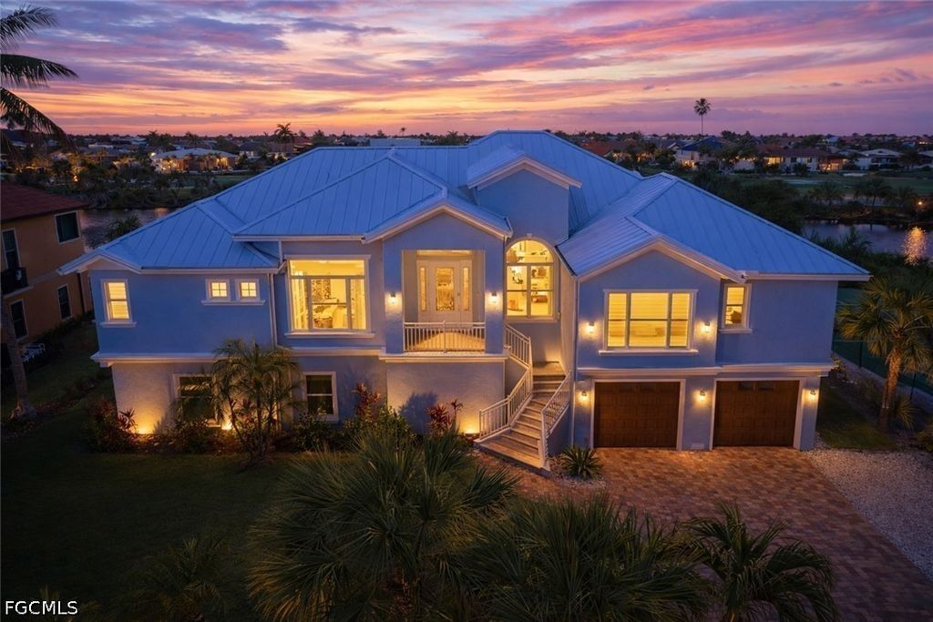 1460 Middle Gulf Dr, Sanibel