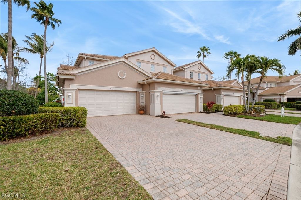 13881 Lake Mahogany Blvd 3221, FORT MYERS