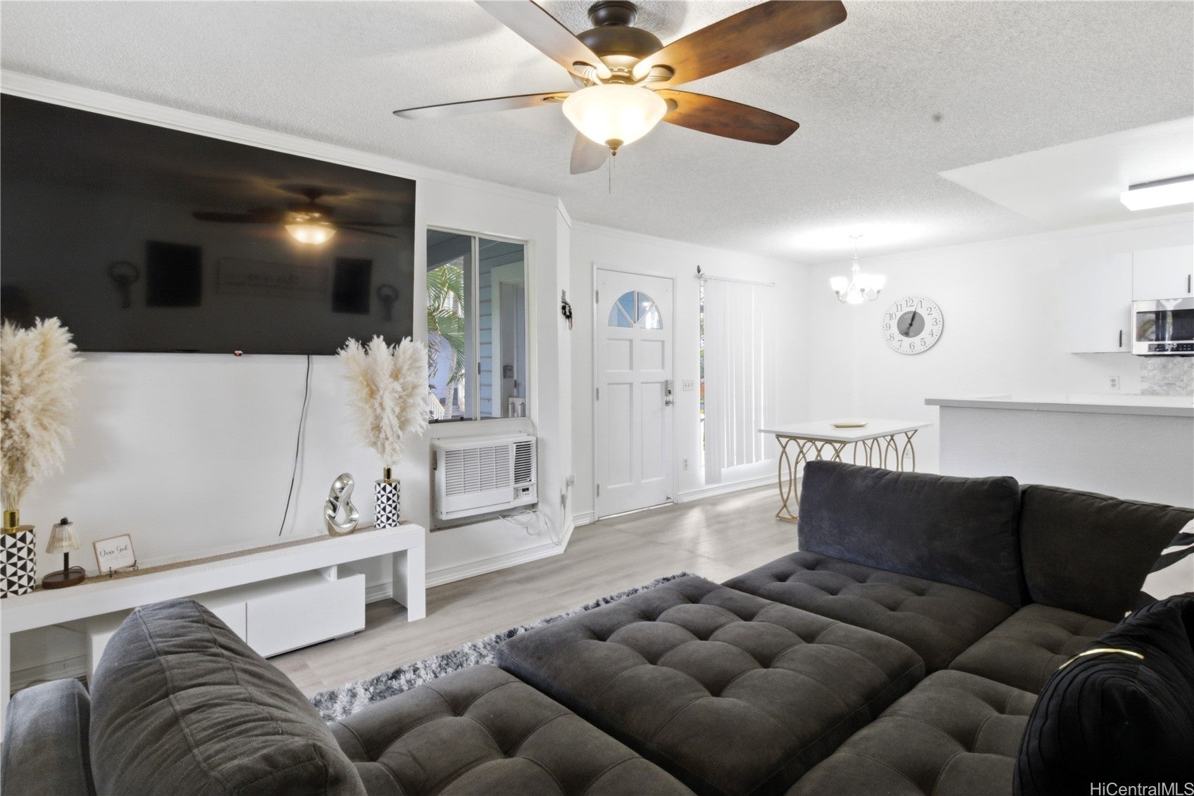 Photo of Listing #202604970