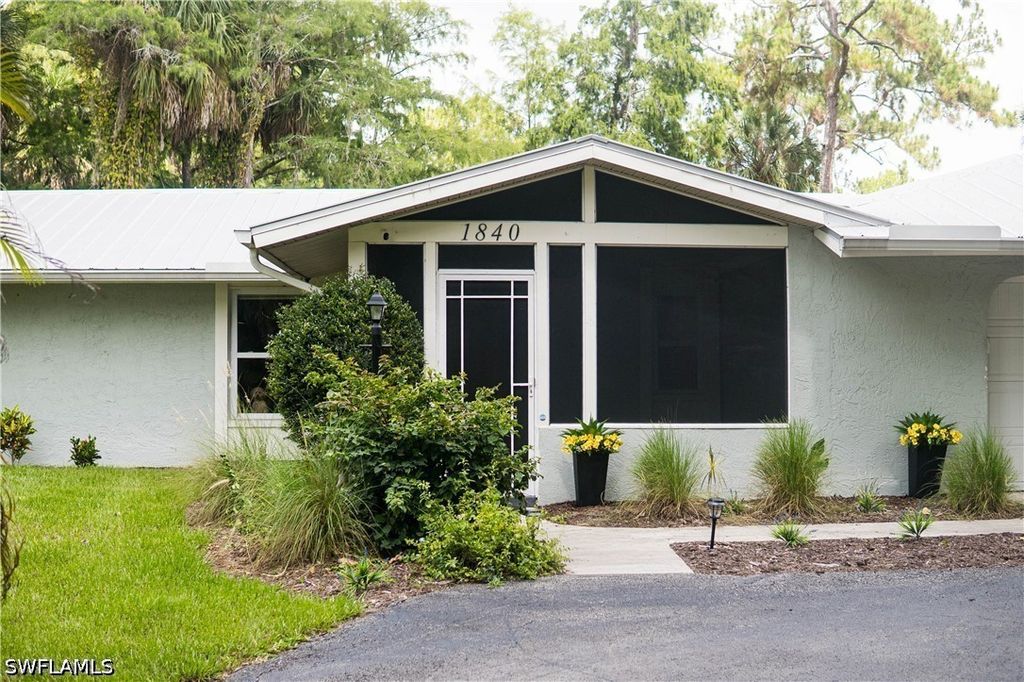 1840 23rd St Sw, Naples