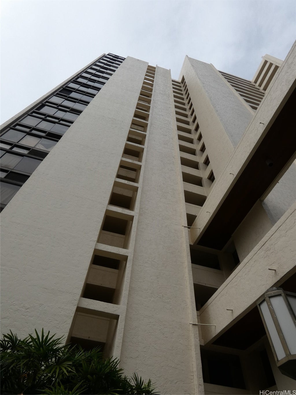 (unit #217k) 521 Hahaione Street, Honolulu