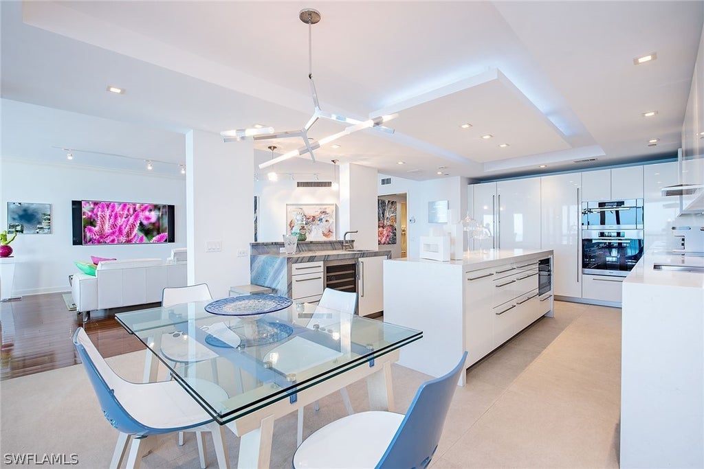 8473 Bay Colony Dr 1602, Naples