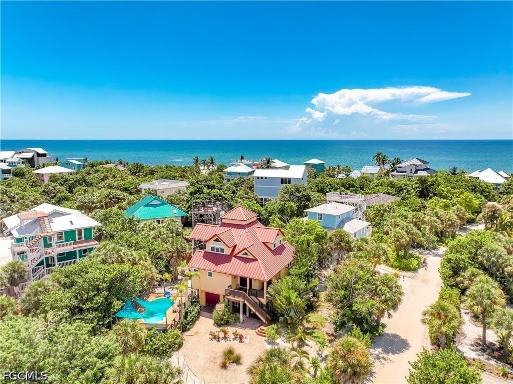 4541 Conch Shell Dr, CAPTIVA