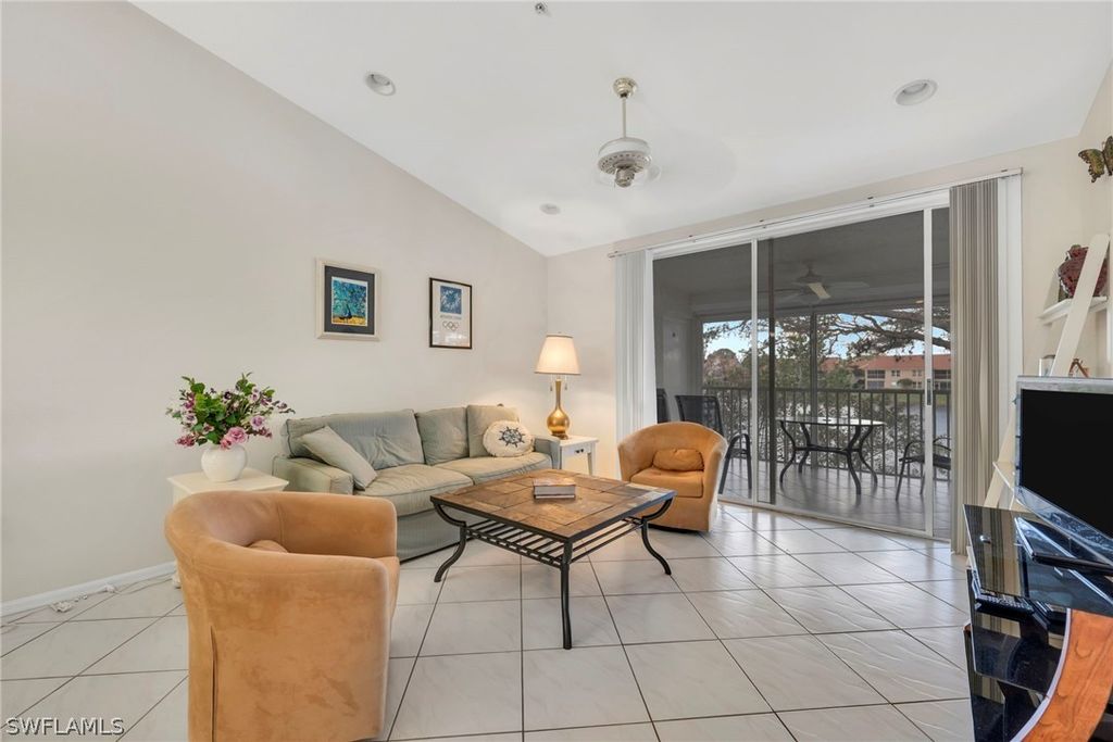 2469 Millcreek Ln 204, Naples