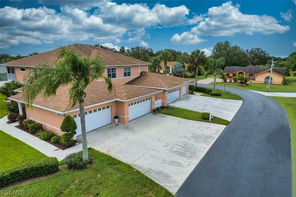 19914 Lake Vista Cir N Unit 1, Lehigh Acres