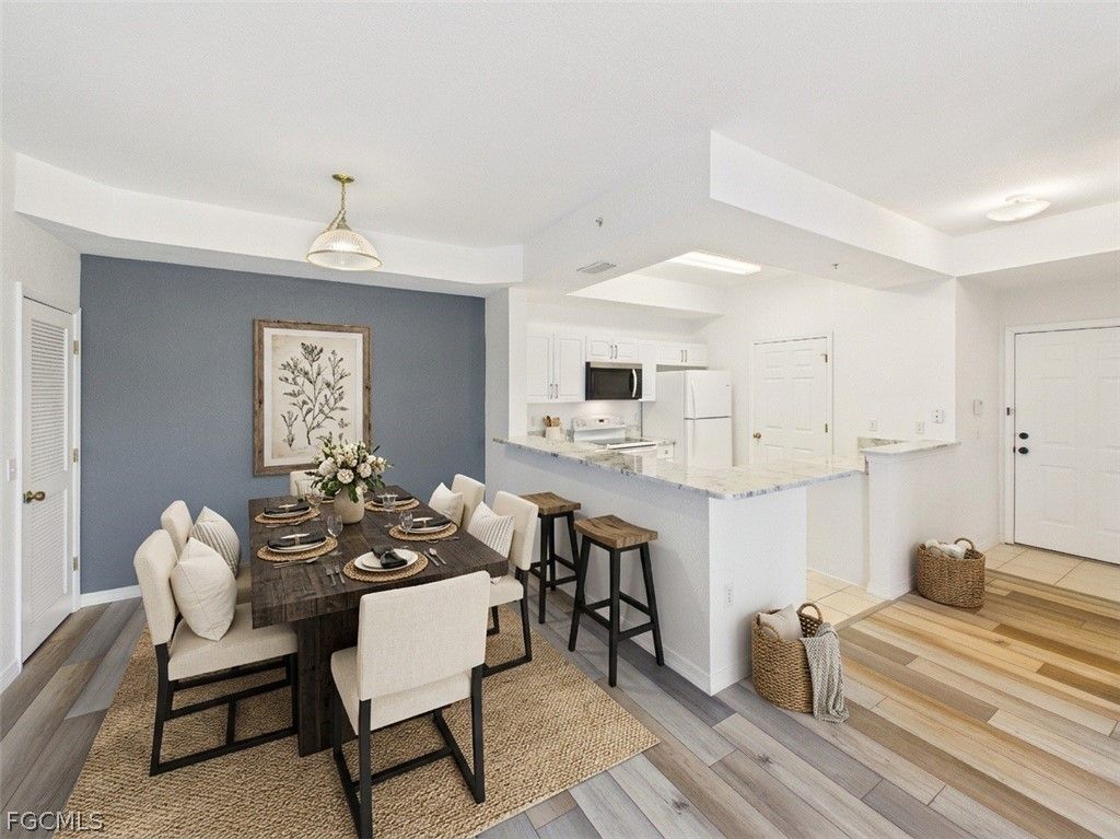 9015 Colby Dr 2012, Fort Myers
