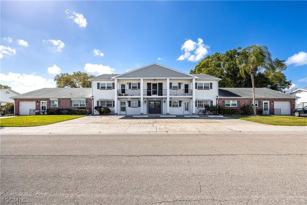 8761 Lueck Ln 3, FORT MYERS
