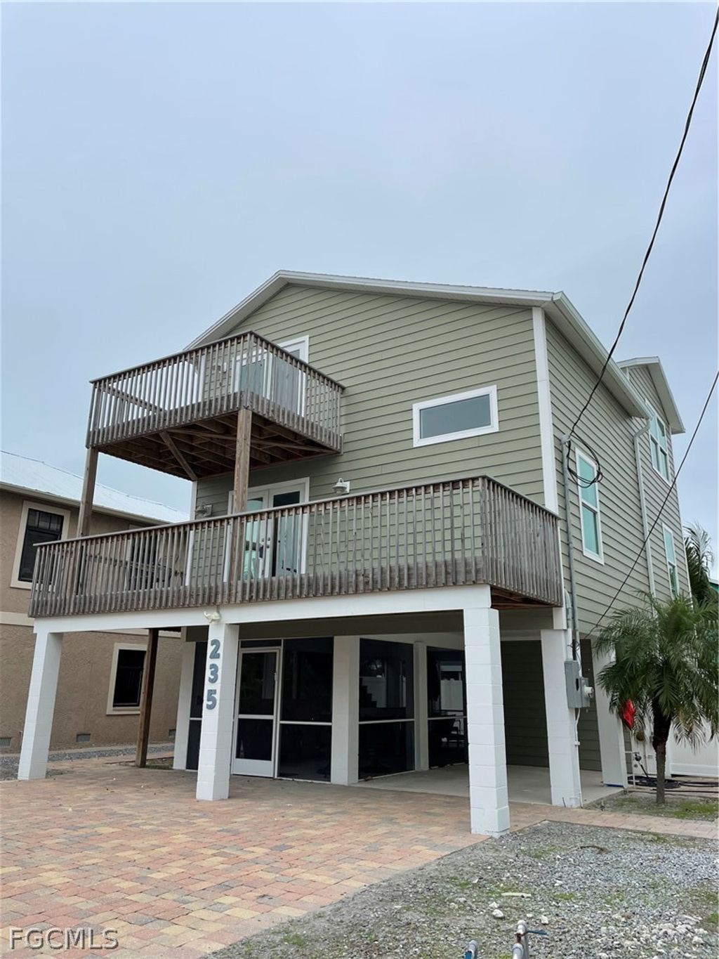 235 Miramar St, Fort Myers Beach