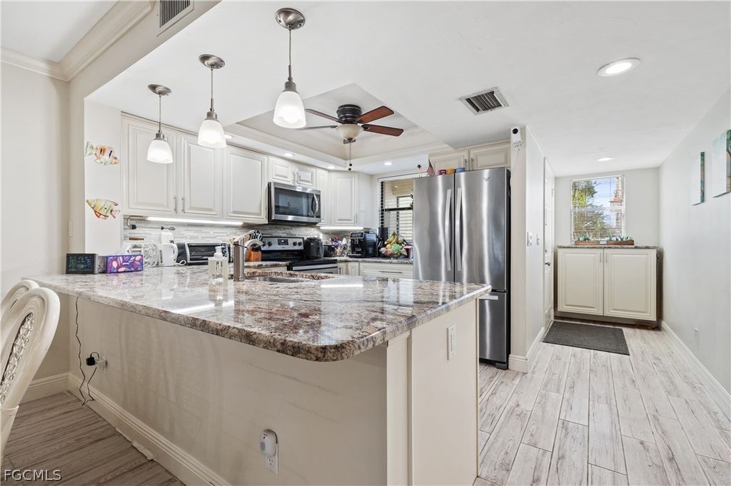 15041 Paddle Creek Dr 102, FORT MYERS
