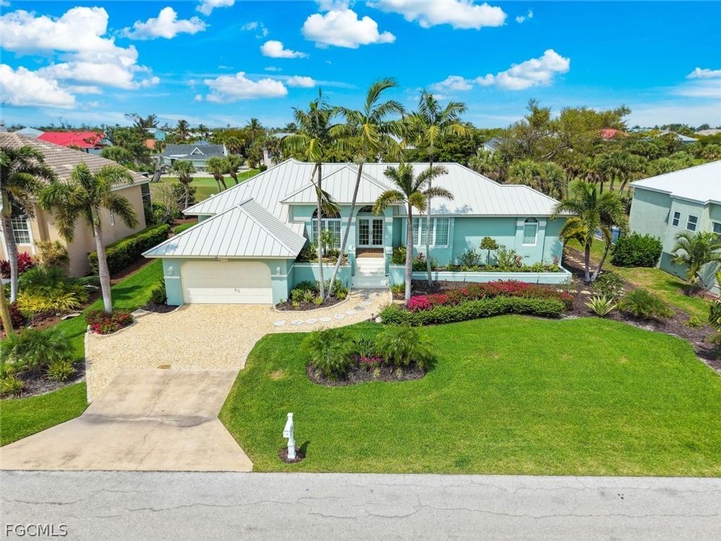 1238 Par View Dr, Sanibel