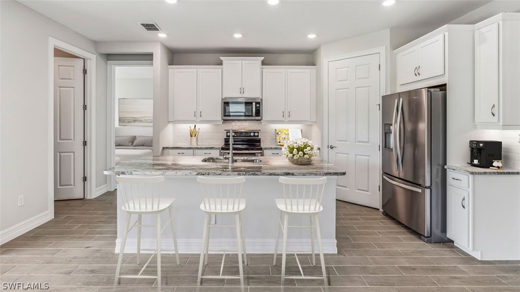 17977 Shade Tree Loop, Punta Gorda