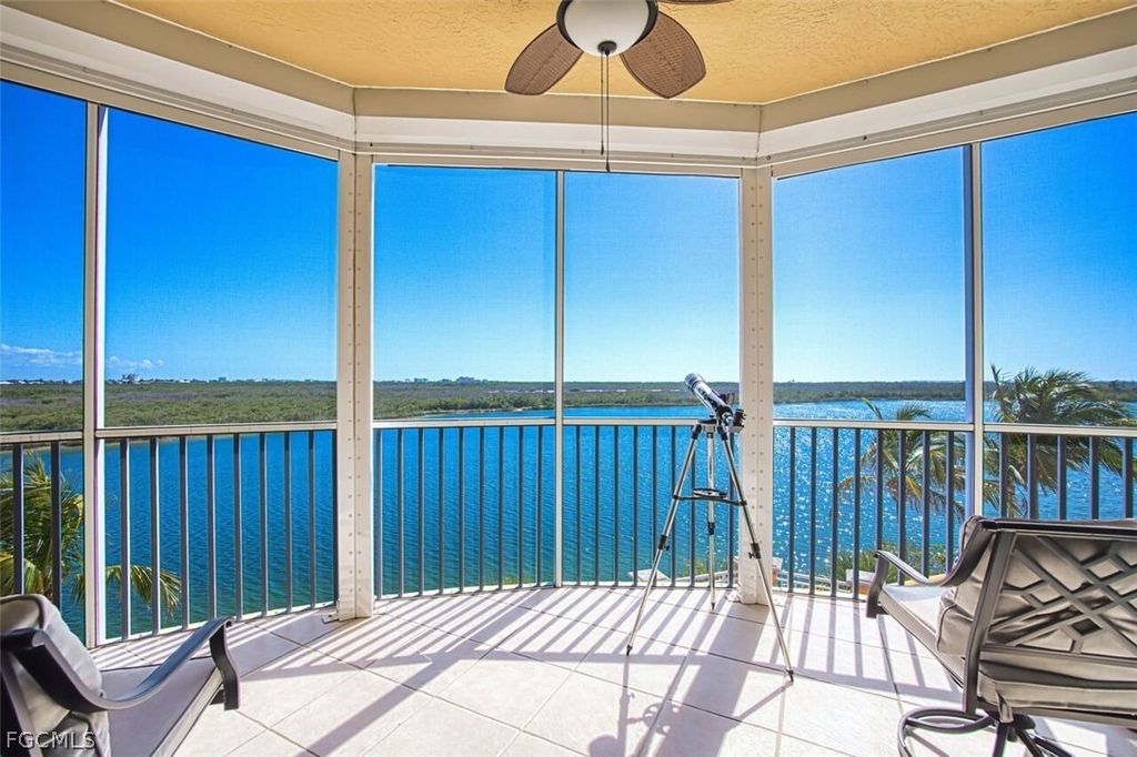 12601 Mastique Beach Blvd 401, FORT MYERS