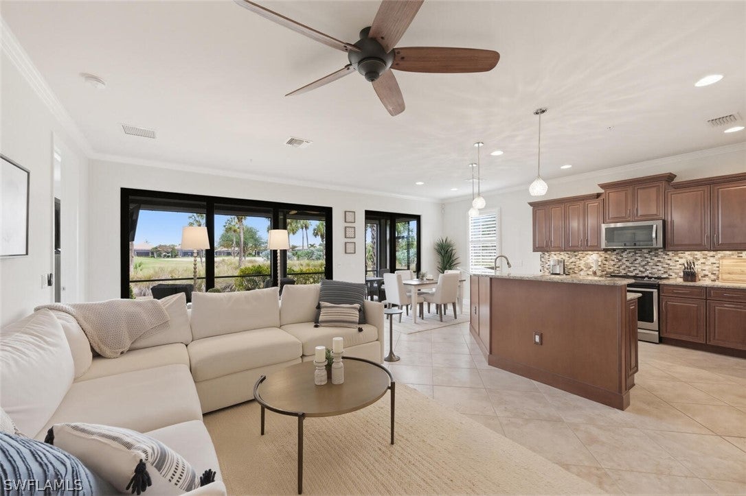 Photo of Listing #226011348