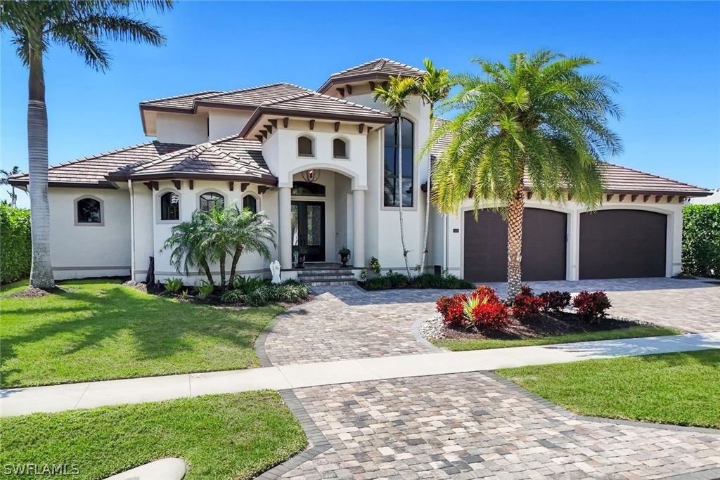 450 Pepperwood Ct, Marco Island