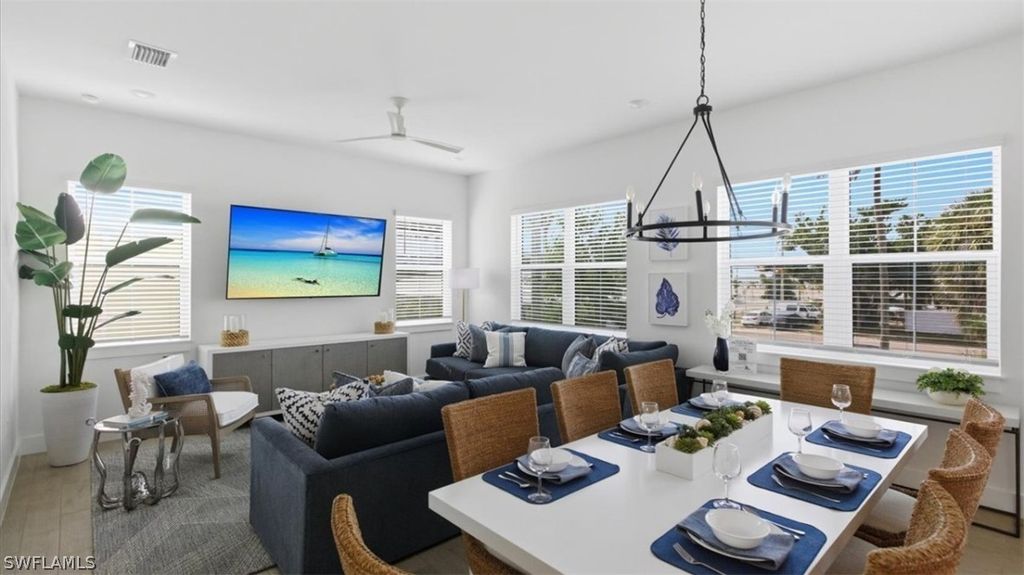 129 Pearl St, Fort Myers Beach